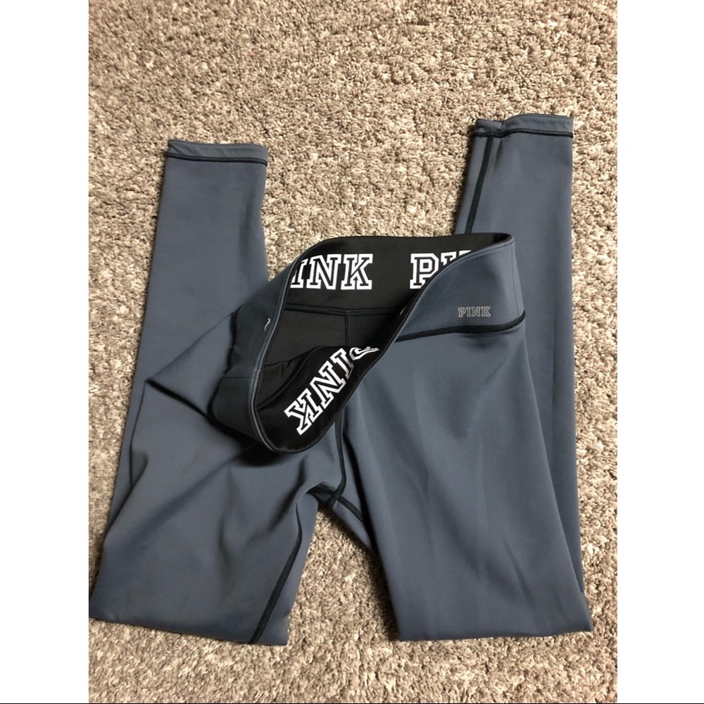 Reversible Victoria’s Secret leggings black/gray